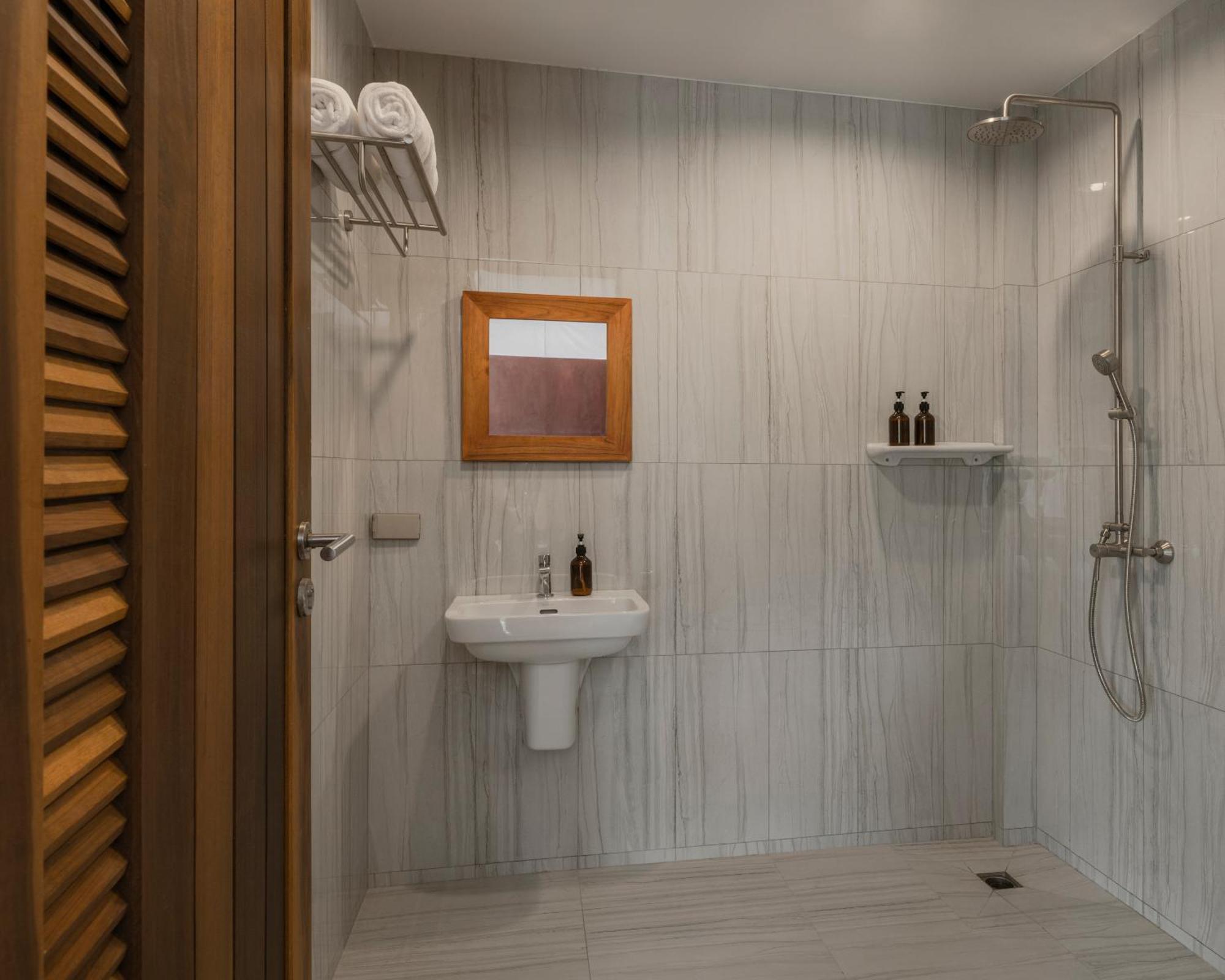 Anda Lanta Residence And Rentals - Adult Only Ко-Ланта Номер фото